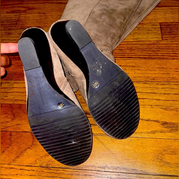 Bcbgeneration suede tall boots in sand color with brown wedge size 7.5 - Picture 4 of 5